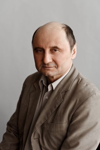 Юнь Валерий Олегович